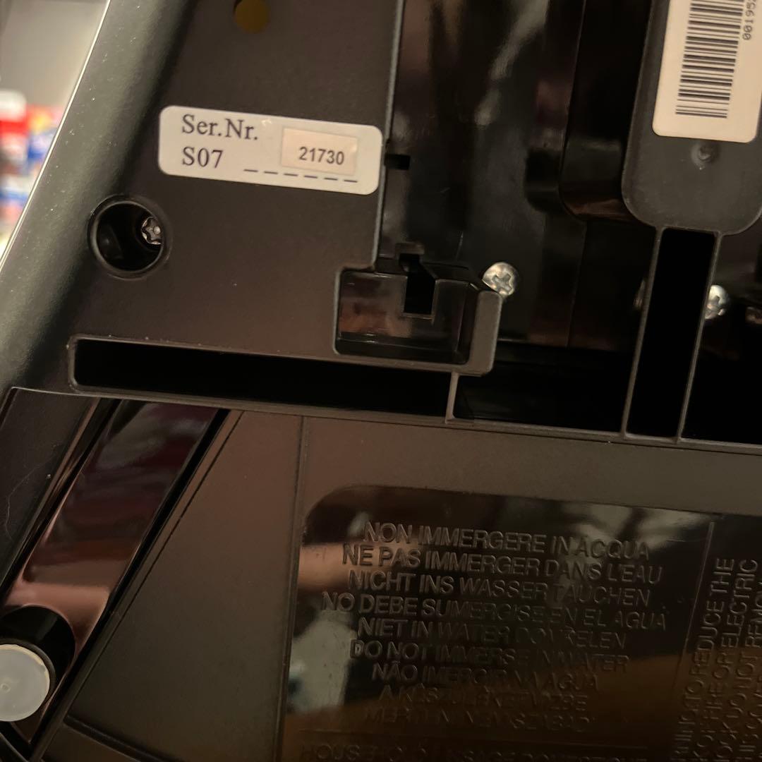 De'Longhi (デロンギ)エスプレッソメーカーアイコナ ECO310W