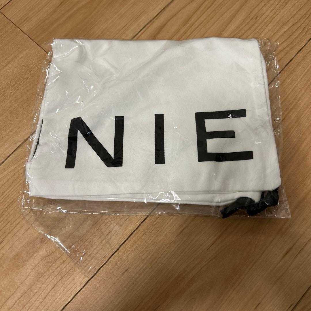 完売品ルーニィ　スクエアボストンバッグ