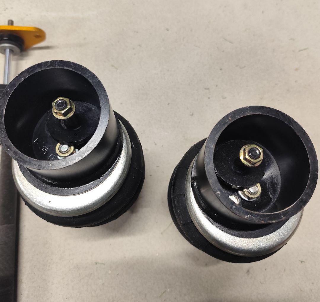 ★*★様 エアフォース　エアサス　チャレンジャー　チャージャー　300