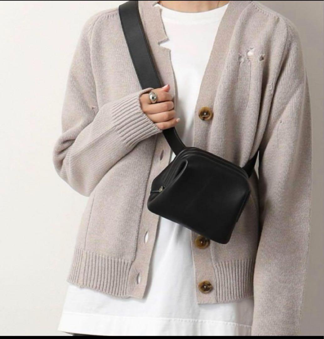 OSOI ボディバッグ ブラック