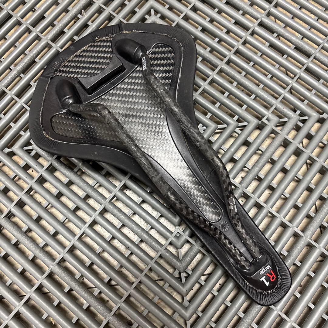 fi'zi:k ANTARES アンタレス R1 カーボンレール ラージサイズ