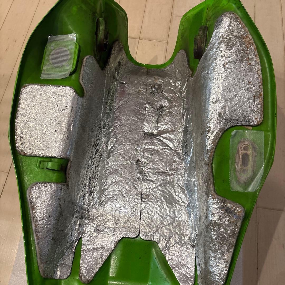 KAWASAKI ZRX400 ガソリンタンク