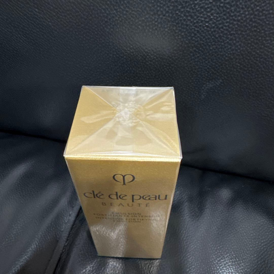 新品クレドボーボーテ エマルジョン アンタンシヴn 125ml乳液夜用レフィル