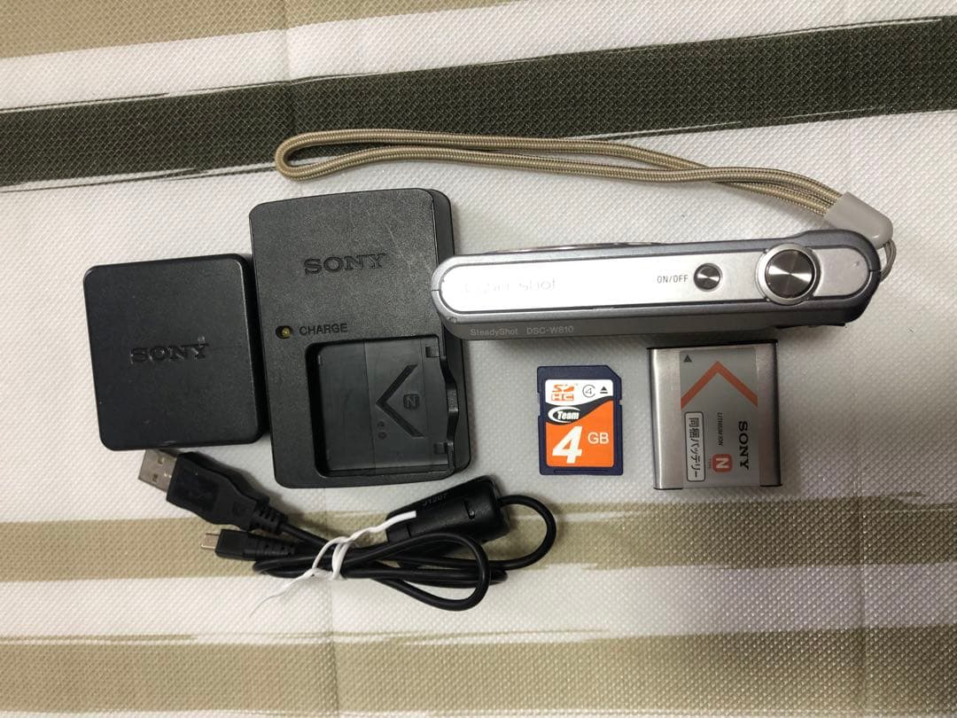 SONY DSC-W810 20.1メガピクセル画素 コンパクトデジタルカメラ