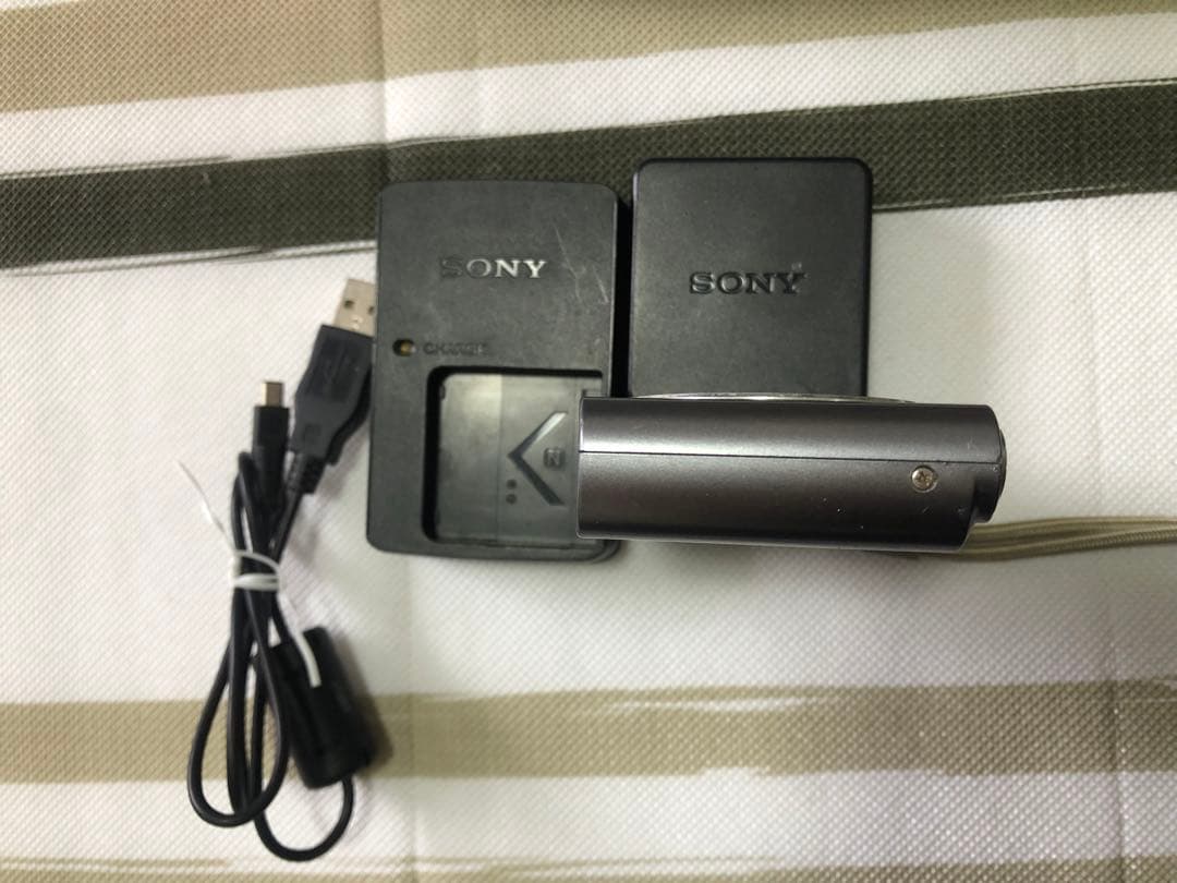 SONY DSC-W810 20.1メガピクセル画素 コンパクトデジタルカメラ