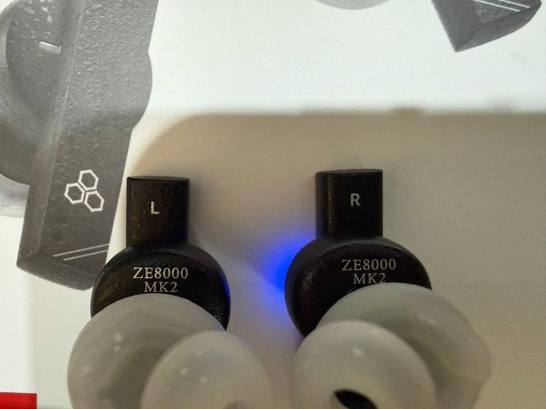 final ZE8000 MK2 8K SOUNDワイヤレスイヤホン