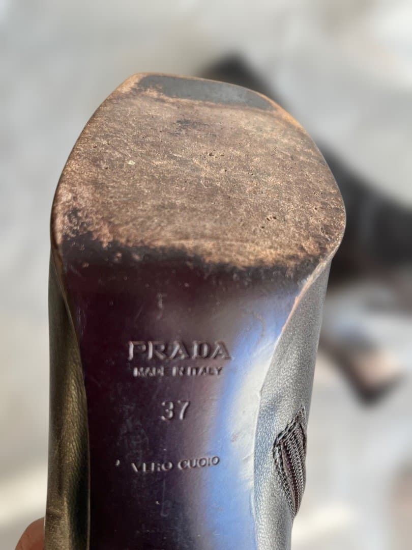 c*l様 PRADA 焦茶色　ブーツ