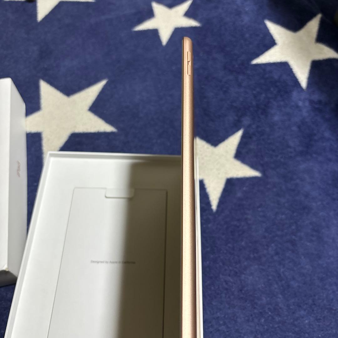 iPad 第8世代 Wi-Fi 32GB ゴールド