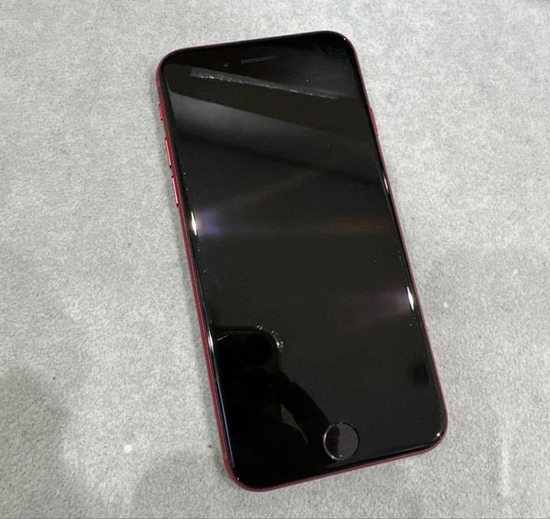 iPhone se3 本体　レッド