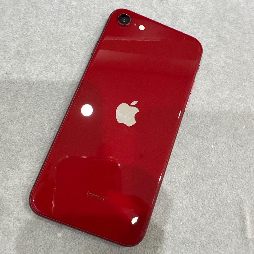 iPhone se3 本体　レッド