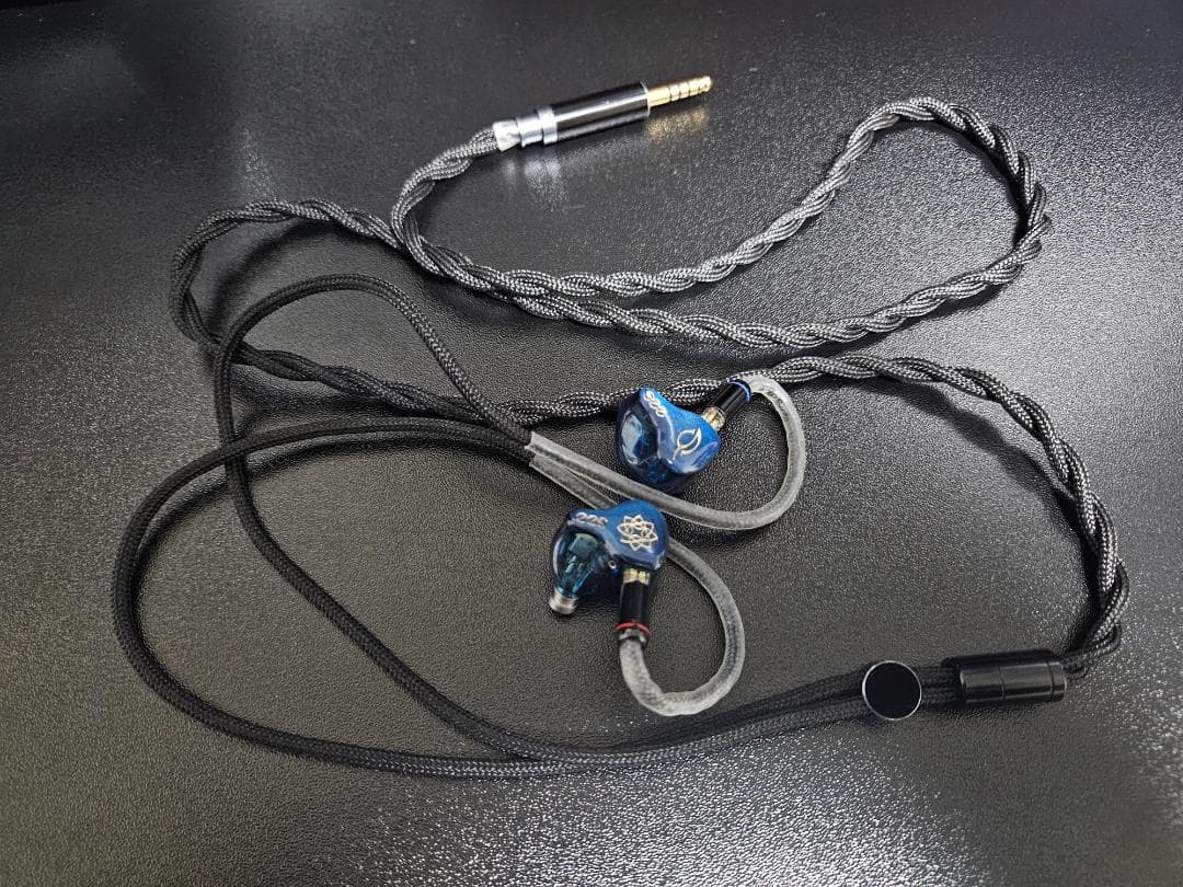 イヤホン SeeAudio Bravery AE Blue