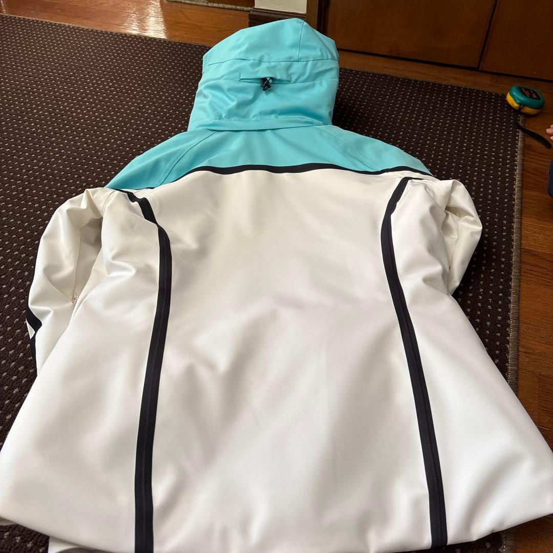 phenix スキージャケット未使用品！