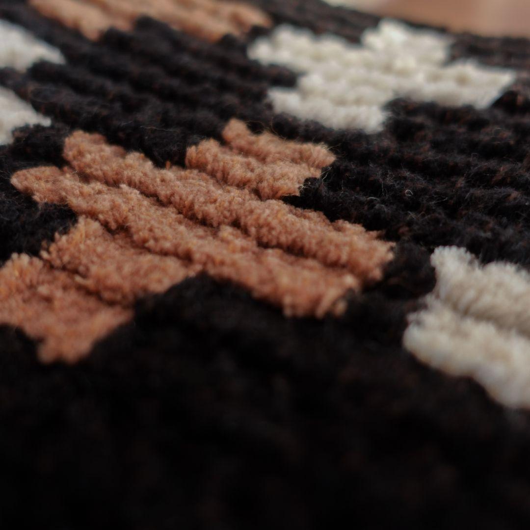 【一点物】【手染め糸】ノッティング織 椅子敷き 006