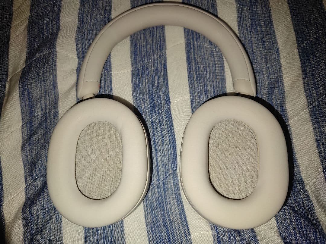 Sony wh-1000xm5ヘッドホン