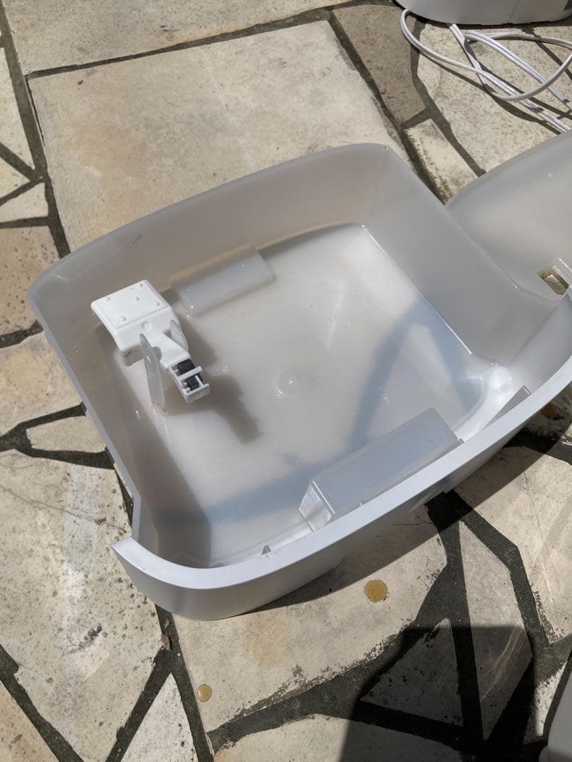 アイリスオーヤマ 乾燥除湿機 サーキュレーターKIJDC-p60-w 24年式