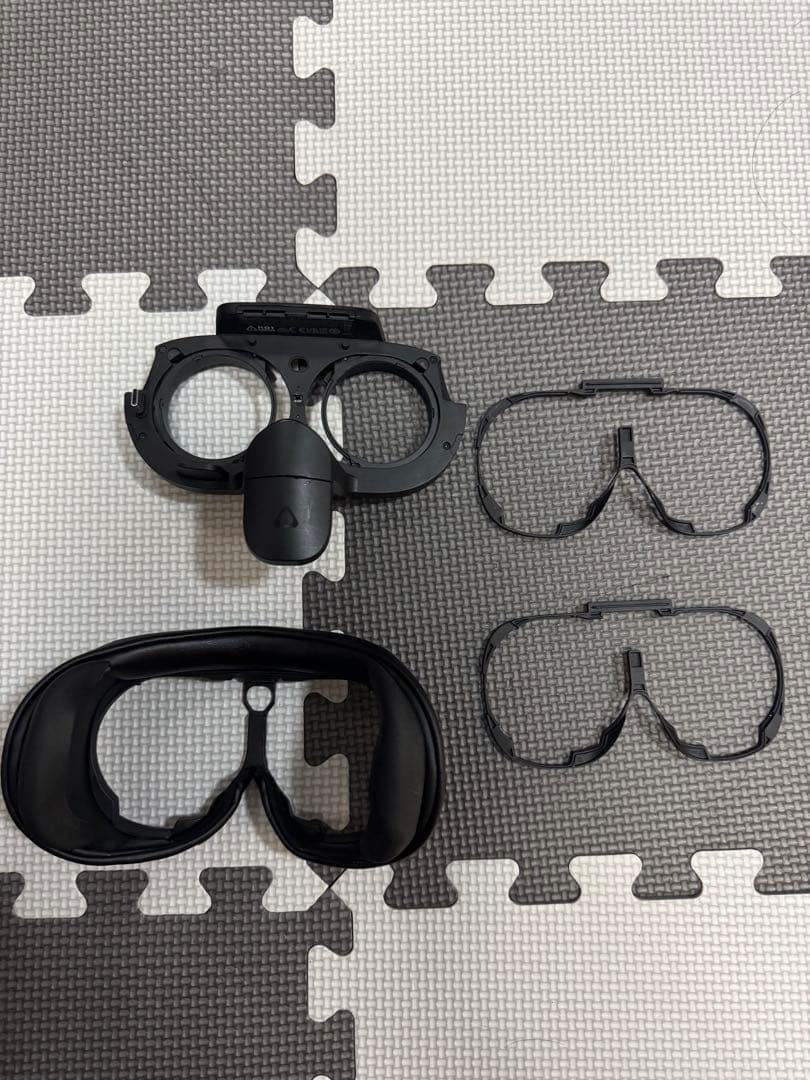 VIVE XR Elite +VIVEデラックスパック+フルフェイストラッカー