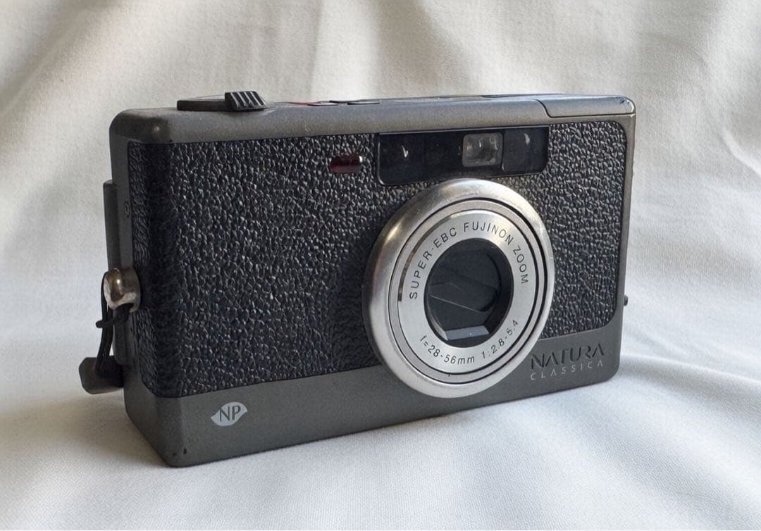 FUJIFILM ナチュラ クラシカ（NATURA CLASSICA）カメラ