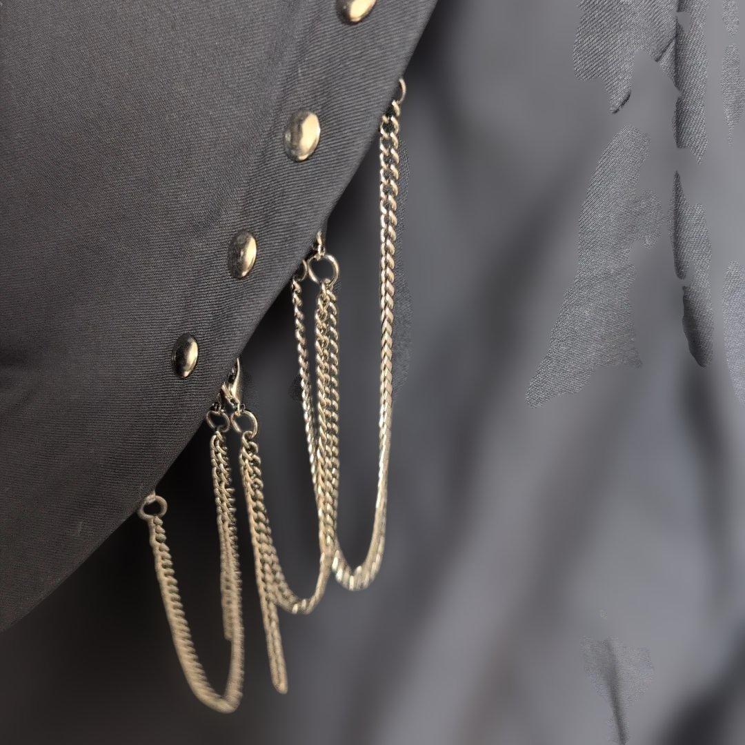 ボディライン　ゴシック　３連チェーン付き　燕尾　ジャケット　黒