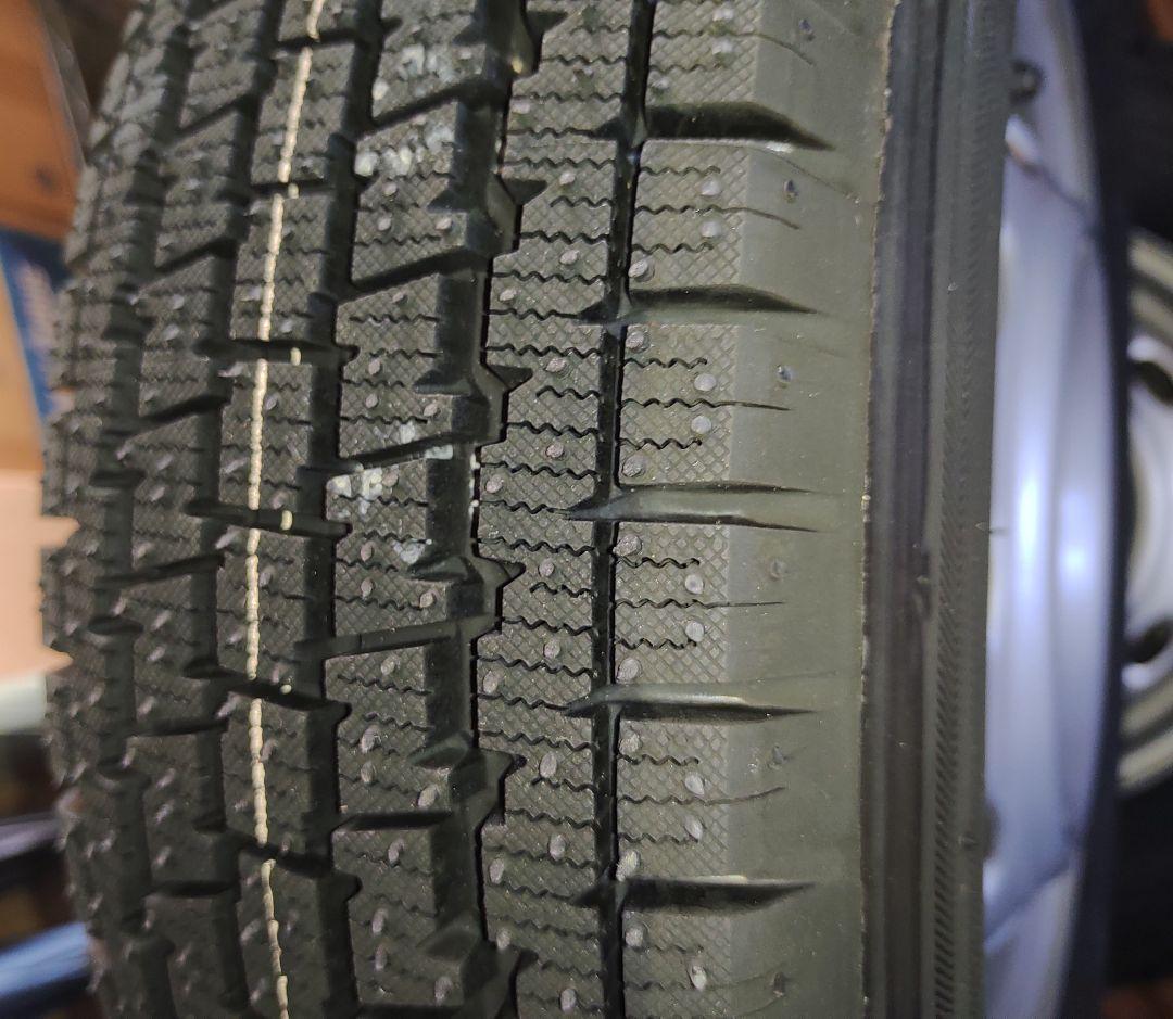 2本セット①【未使用　２０２５年製】ブリジストン・スタッドレス１４５／８０Ｒ１２