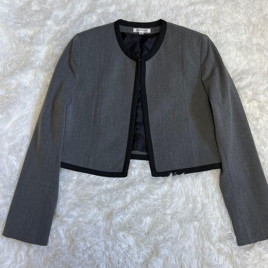 美品　arisana フォーマルスーツ　160cm グレー　卒業式　セレモニー