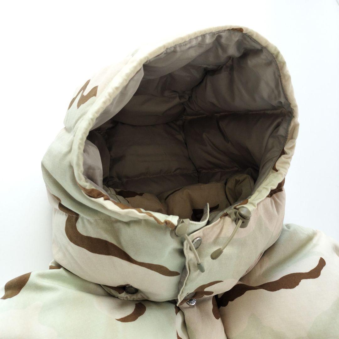 美品 ディスイズネバーザット ダウンジャケットカモフラ【Ｌ】