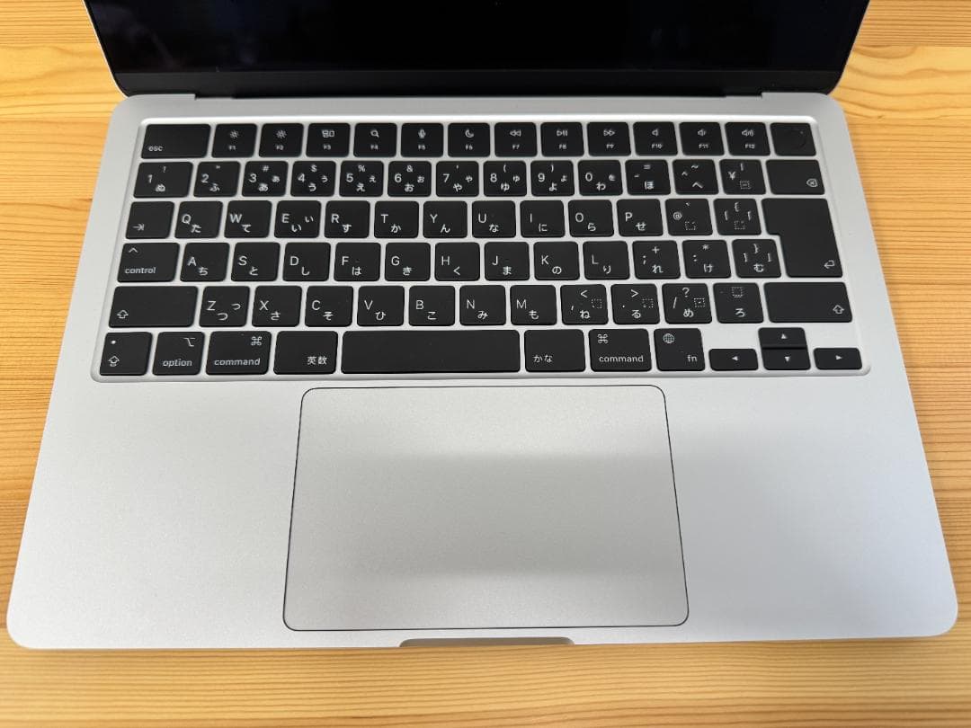 MacBook本体 Apple MacBook Air 13.6-inch 256GB SSD