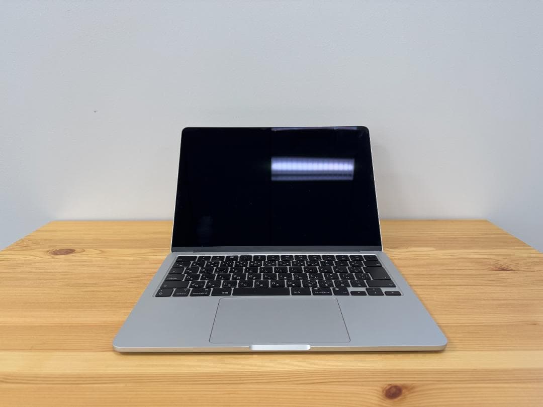 MacBook本体 Apple MacBook Air 13.6-inch 256GB SSD