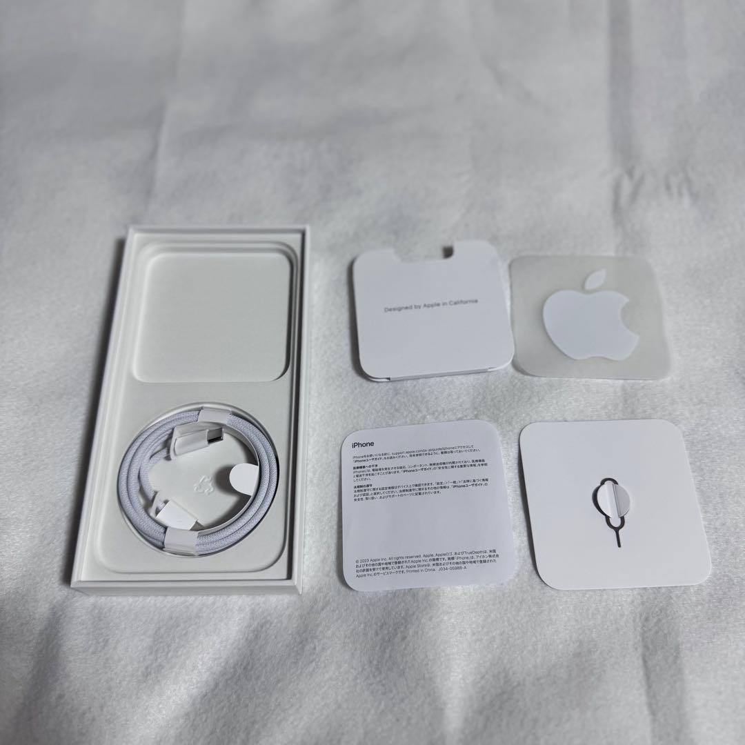 iPhone 15 plus 箱付き