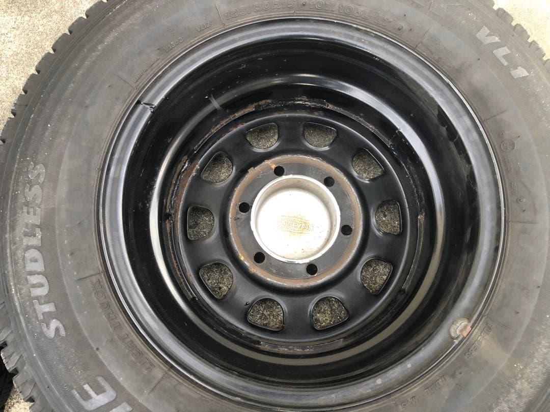 スタッドレスタイヤ 15インチ デイトナ DAYTONA ハイエース VL1