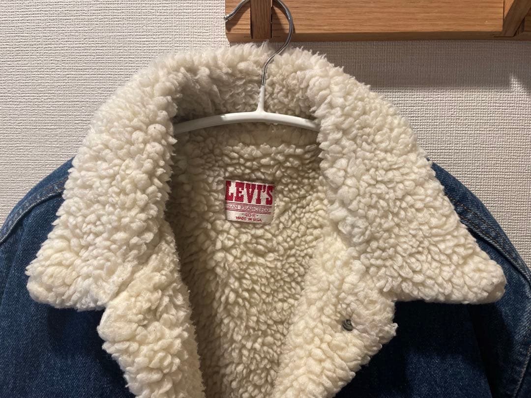 LEVI'S ボア襟付きデニムジャケット　メンズ　40センチ