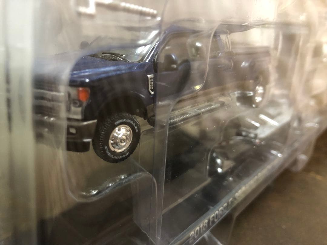 グリーンライト 1/64 2018 FORD F-350 KING RANCH