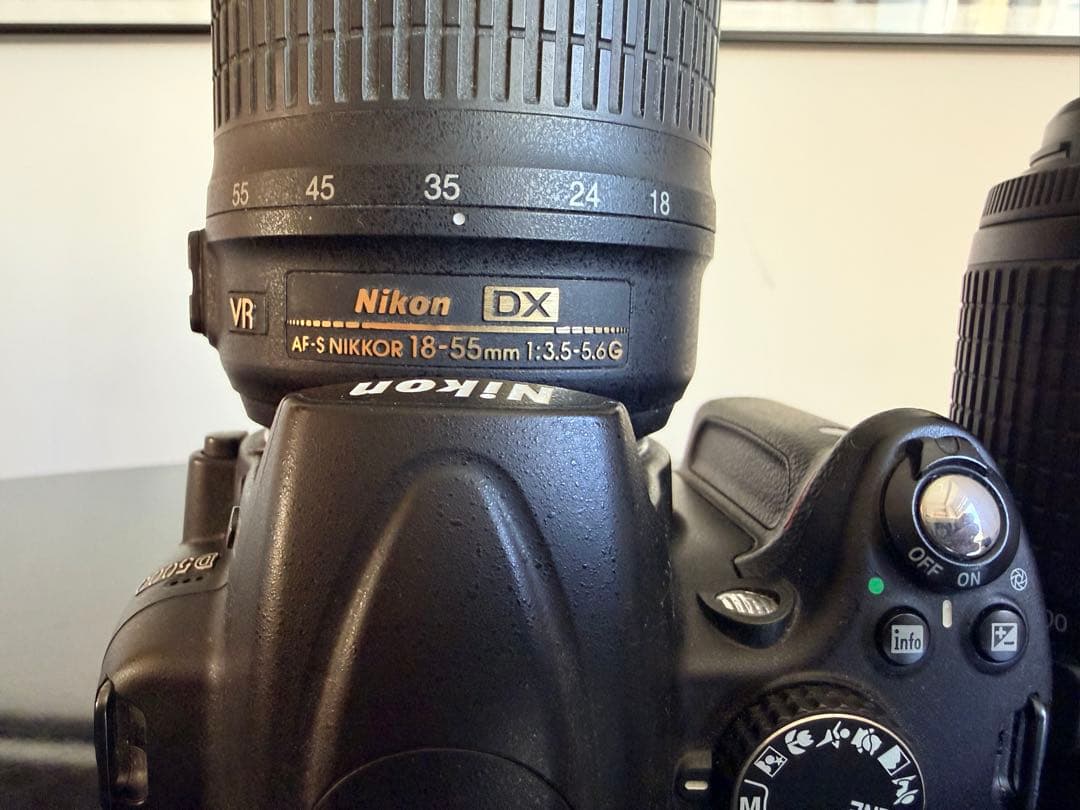 Nikon D5000 デジタル一眼レフ カメラセット