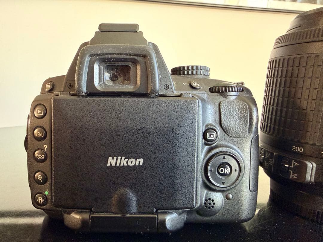 Nikon D5000 デジタル一眼レフ カメラセット