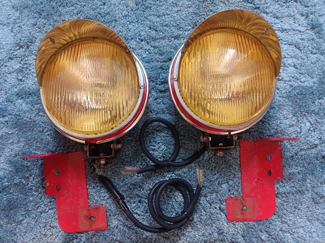 デコトラフォグランプバイザー付き