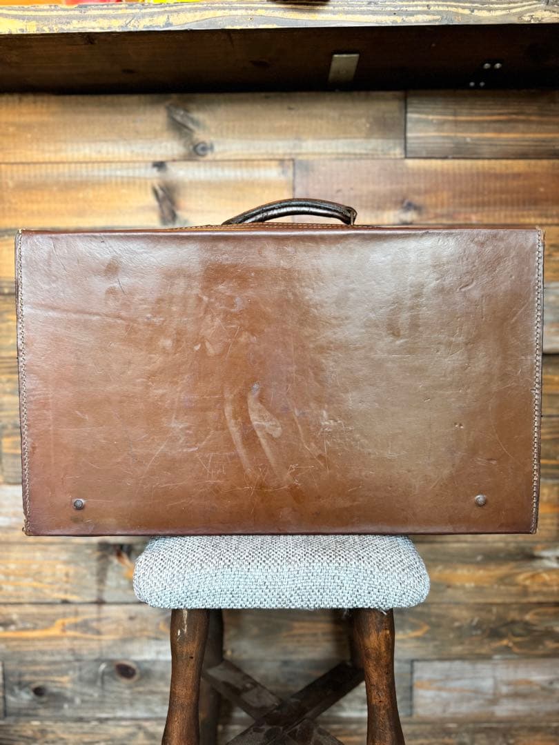 イギリス製　ビンテージトランク