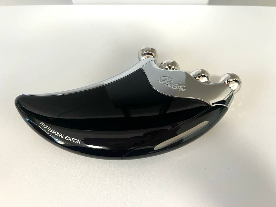 ReFa4CAXA リファフォーカッサ　美顔器ローラー