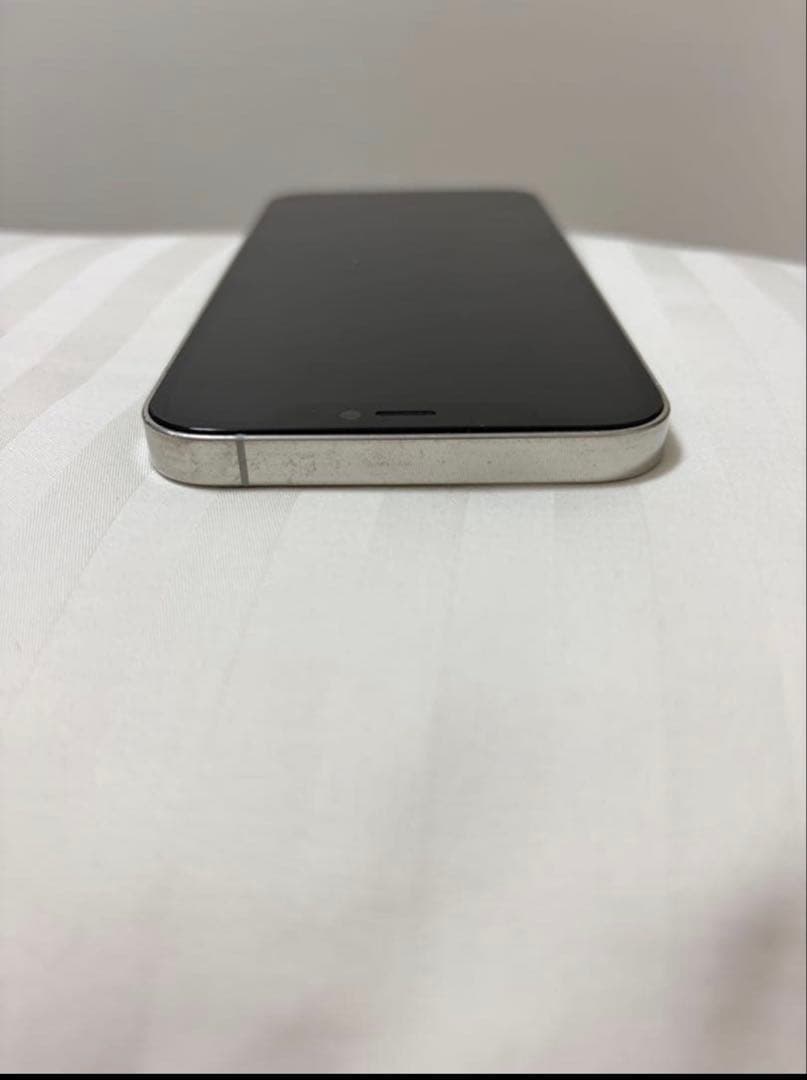 iPhone12 Pro シルバー