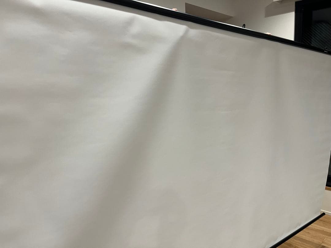 シースカイ 100インチ プロジェクタースクリーン 16:9 壁掛け式