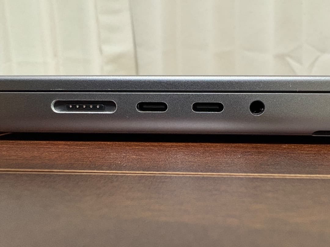 メモリ32GB/1TB MacBook Pro M1 2021 ジャンク