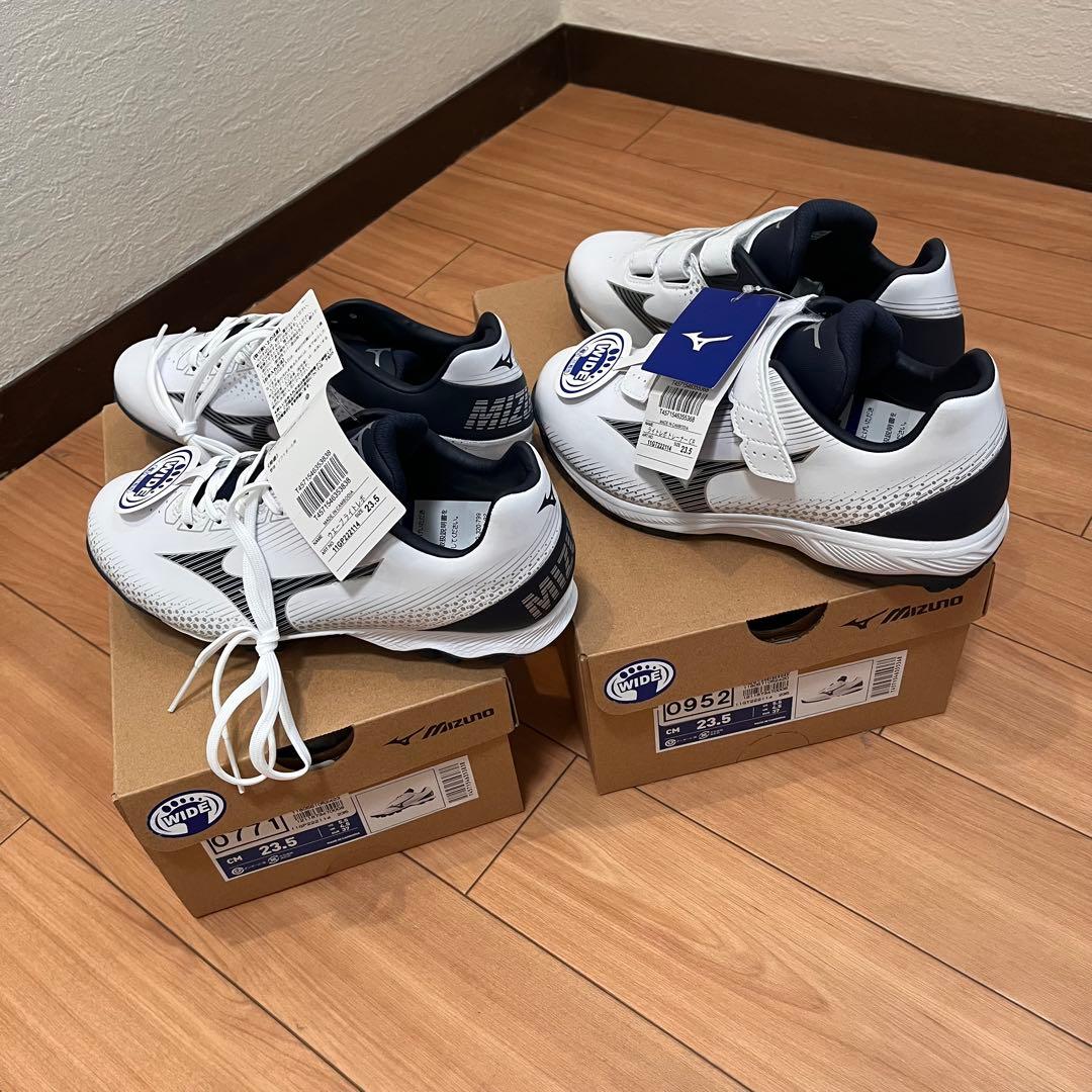 ミズノ　トレーニングシューズ &スパイク23.5cm WIDE