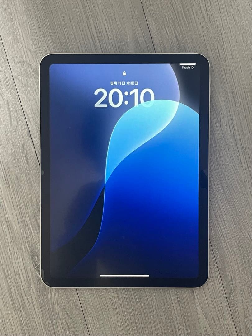 Apple iPad（第10世代）美品 Wi-Fiモデル64GB シルバー