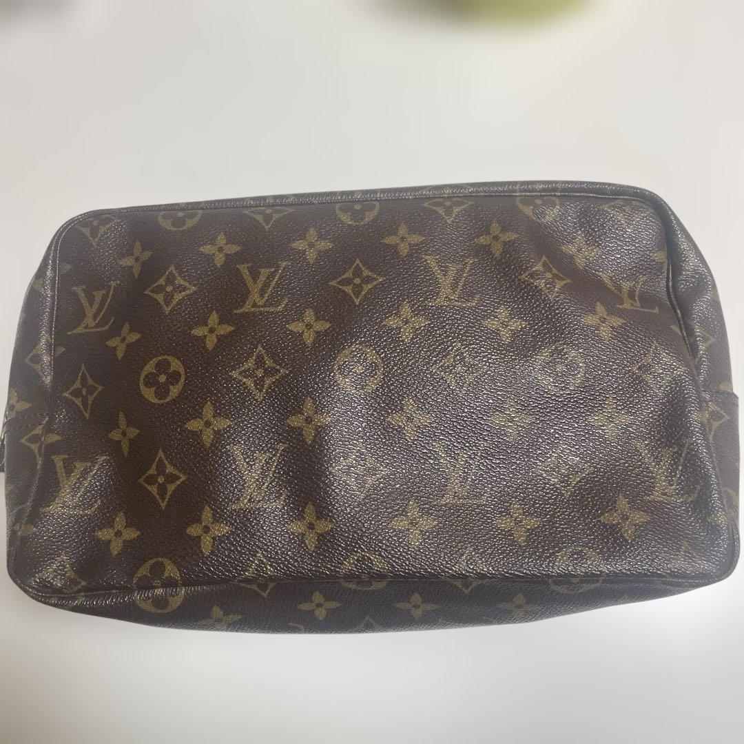 Louis Vuitton モノグラム クラッチバッグ