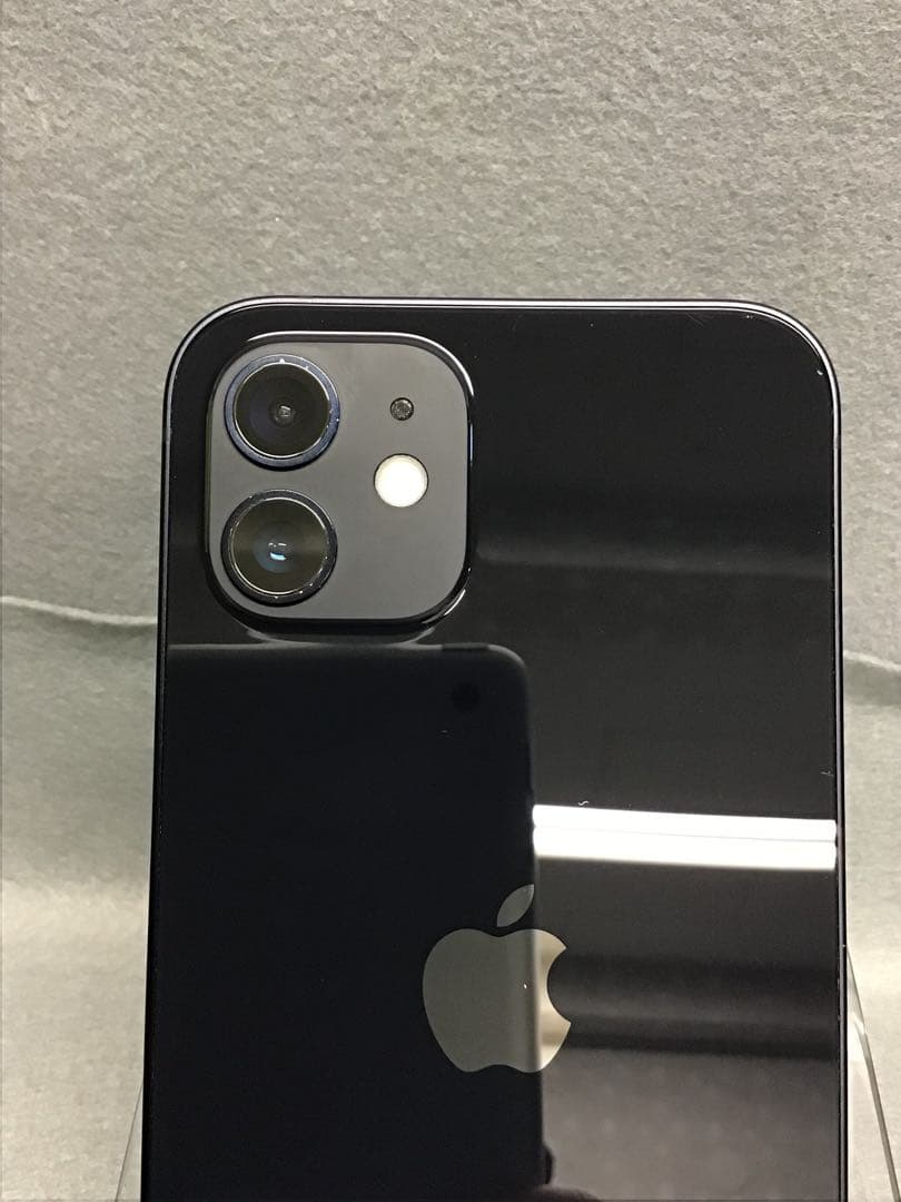 美品 国内版 SIMフリー　iPhone12 64GB ブラック色