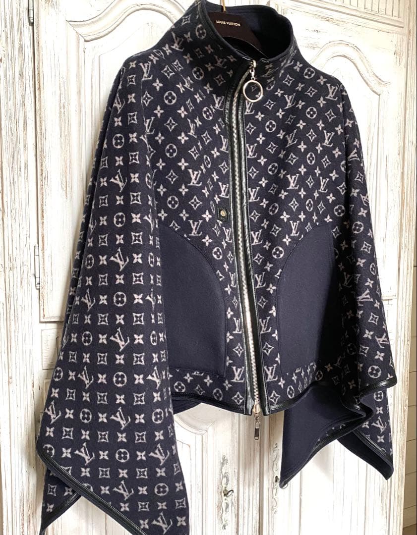 ルイヴィトン　ケープコート モノグラムロゴ　リバーシブル　極美品