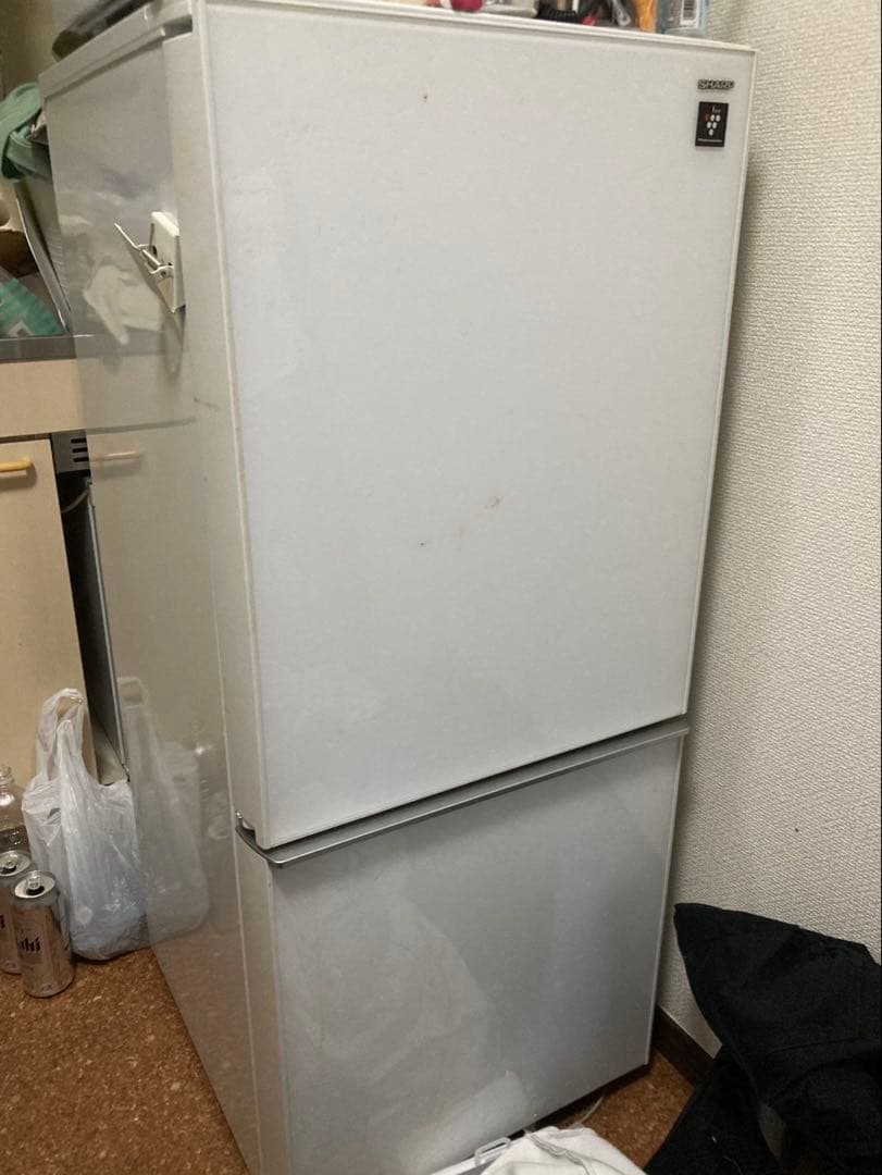 シャープノンフロン冷凍冷蔵庫SJ-GD14C-W