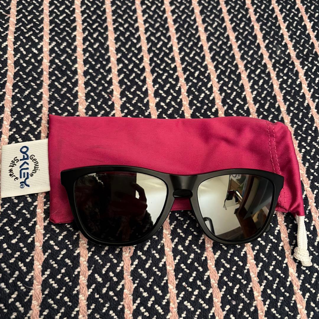 OAKLEY（オークリー）Frogskins