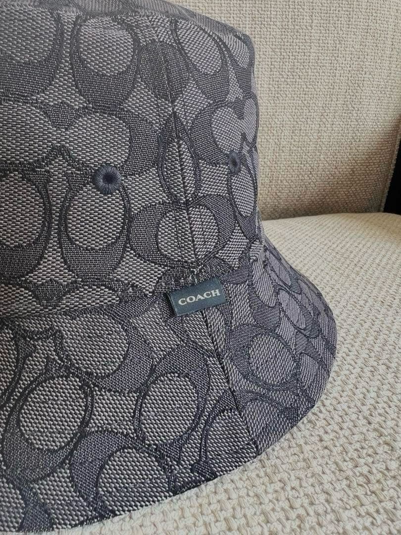 COACH バケットハット グレー系ロゴパターン　M/Lサイズ