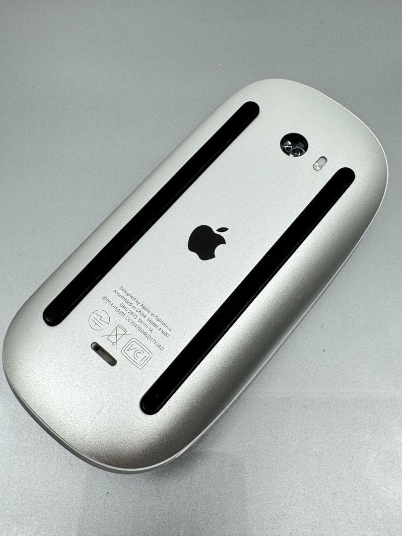 Apple MacBook Air M1本体 + Magic Mouse2