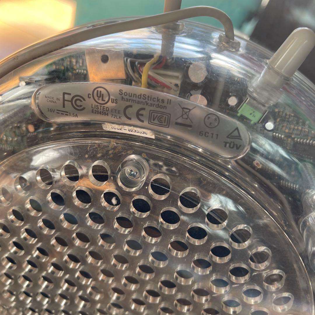 ドーム型透明スピーカー