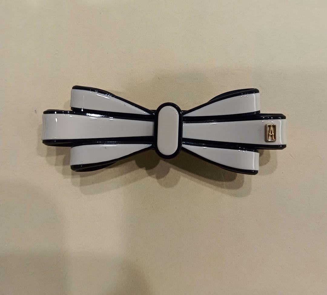 【m　】Alexandre de Paris リボン型ヘアクリップ